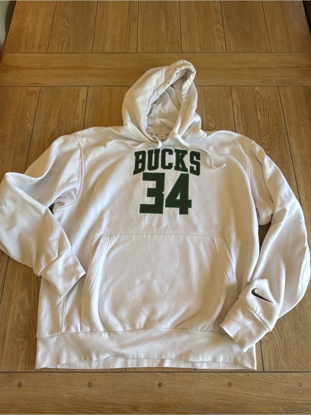 NBA White Crewneck Hoodie with Green BUCKS 34